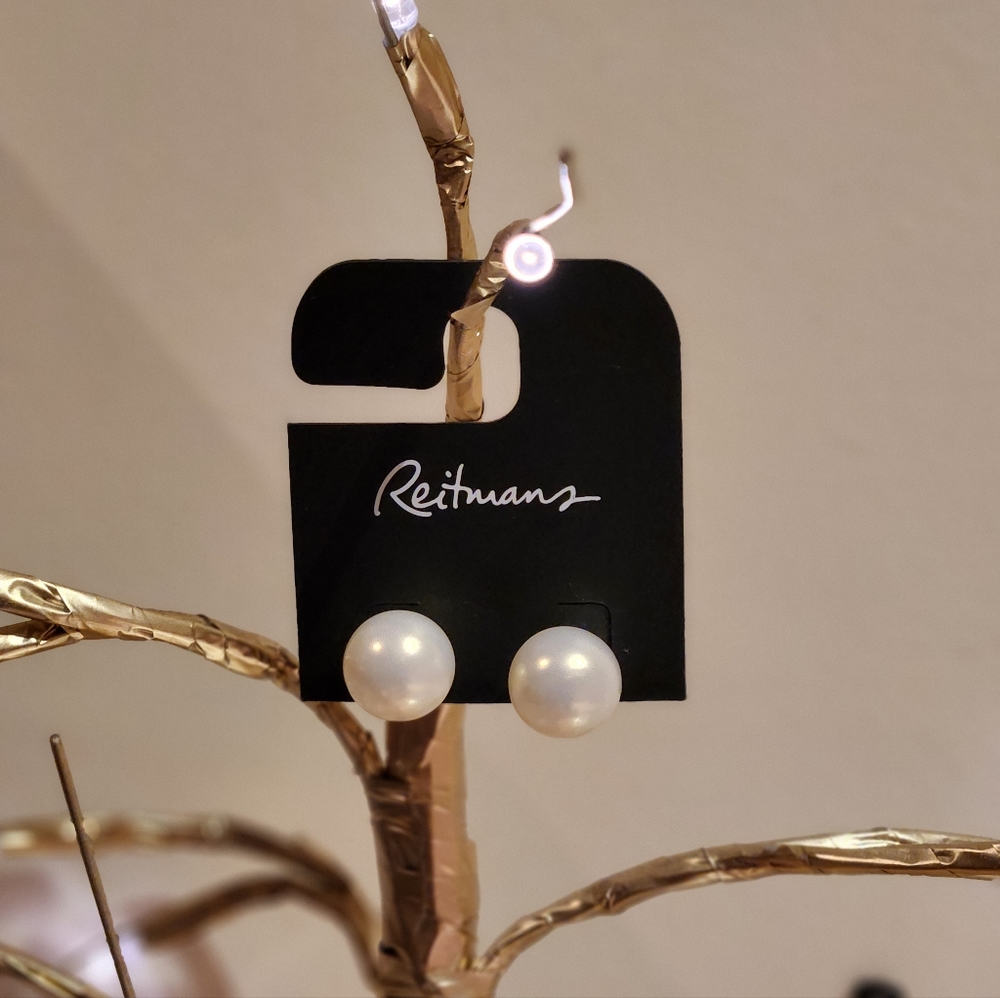 EARRING - Picture 2 of 4